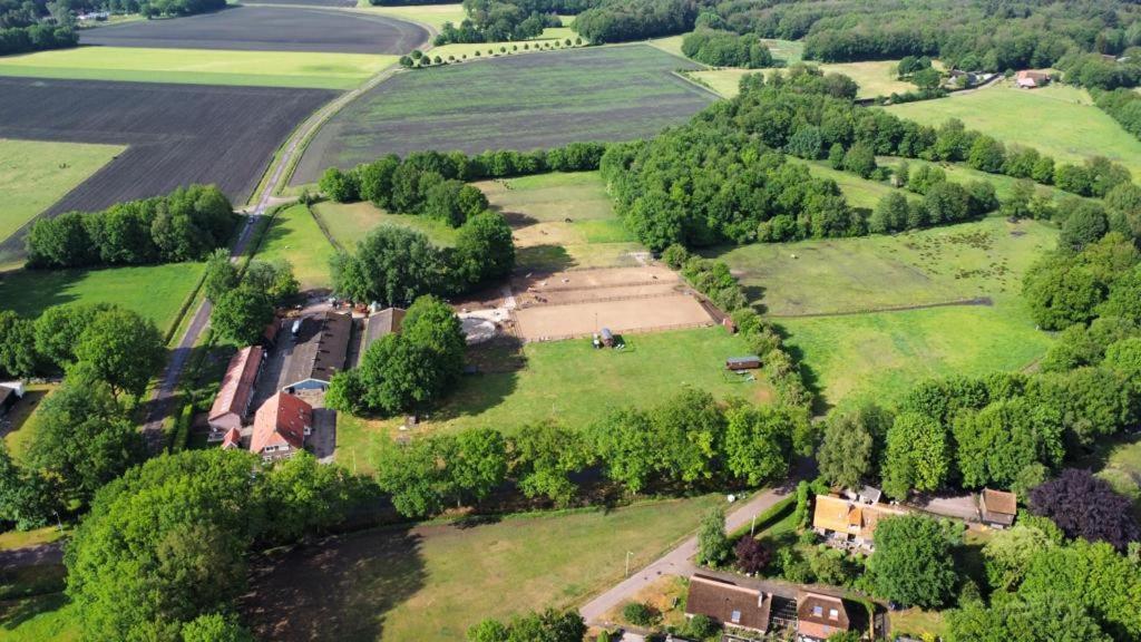 Pipowagen Het Kasteel Diever Exterior foto